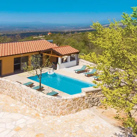 4 Bedroom Pet Friendly In * Drnis