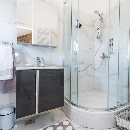 4 Bedroom Pet Friendly In Drnis