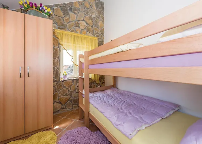 4 Bedroom Pet Friendly In בית נופש